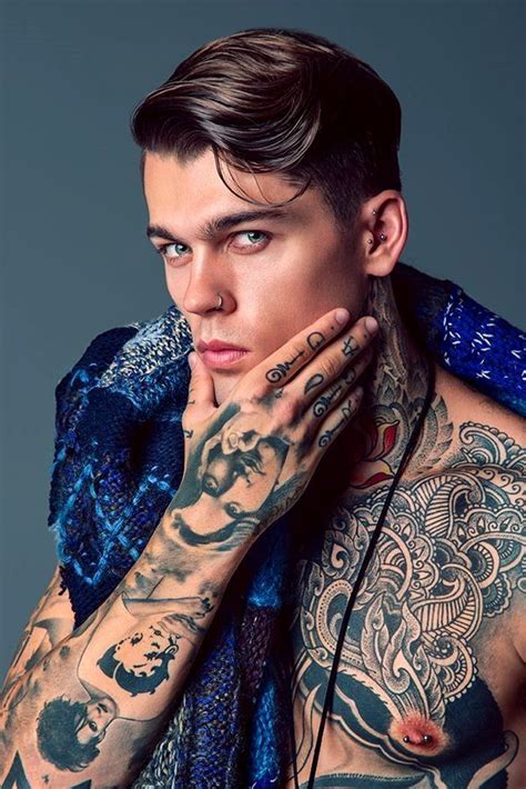 Tattoo model erkek